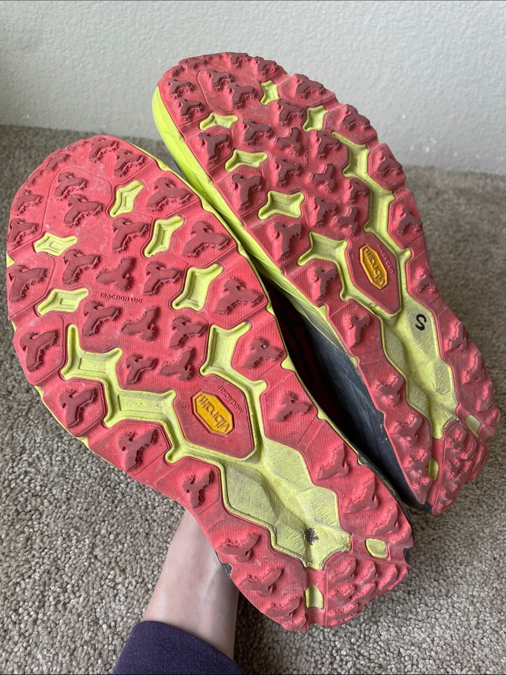 Hoka Speedgoat 5 Men's Running Shoes Sneakers 11.5 Athletic Lightweight Trail - Picture 8 of 15
